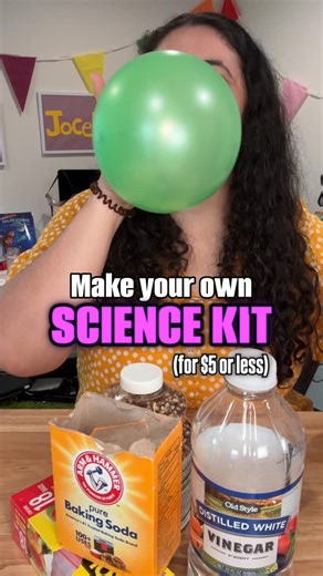 Jocelyn Argueta 🌟 on Instagram: "DIY your own science kit! 🧪🤓 All the details below You really only need about $5 for tons of science you can do at home (even less if you already have some of these ingredients)! 📝SHOPPING LIST Baking soda Vinegar Balloons Ziplock baggies Popcorn kernels Food coloring (optional) 🧪MELTING SNOWMAN: Add a little bit of water to a few tablespoons of baking soda until it's thick enough to shape into a snowman. Then drop a little vinegar to watch it melt! 🧪DANCIN