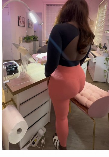 A Day in the Life of a Nail Technician