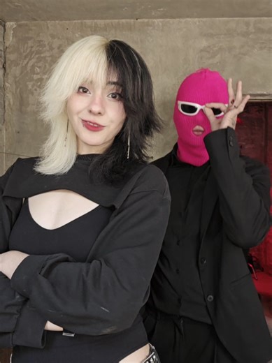 No encontré a @LÚA pero si a Koi #koi #neoterra #lua