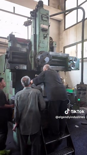 Master Machinists: Skills and Techniques in Machining