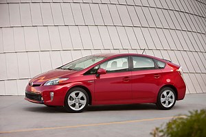 How to enable Solar Powered Ventilation System on Toyota Prius