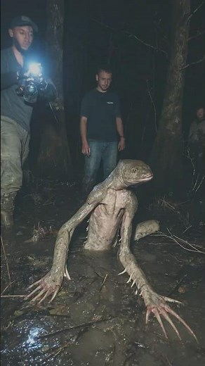 Terrifying Creature Emerges From Louisiana Swamp