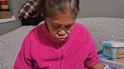 Watch Knee Brace for pain relief on Amazon Live