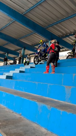 Urban lover 🔥🎯 #mr74power #sorrybro #challengeaccepted @furiateamvzla #merida 😍 | Mario Roman 74