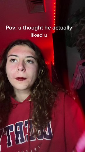 Lipstick Application Video with a Relatable Twist
