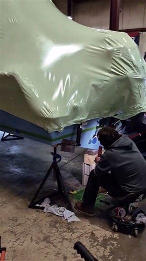231 Sportsman Hull Pro Install — Prep, Application & Final Gloss by Wilson Marine