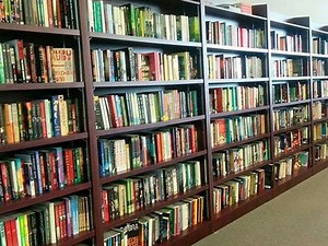Librairie Clio - Plaza Pointe-Claire