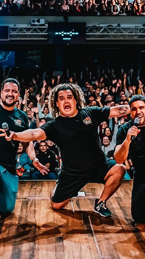 17K views · 483 reactions | ¡La Base podcast Volumen 1! 殺 Familia les compartimos el resumen de lo que vivimos en este cierre del volumen 1 Gracias a las más de 2100 personas que nos acompañaron este fin de semana en los 3 sold outs ️ ¡gracias familia! Y como siempre les decimos ¡Uno para todos y todos pa la Base! 殺 Prepárense para el volumen 2 勞 | La Base Podcast | Facebook