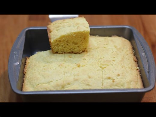 How to make sweet cornbread | Easy moist cornbread recipe