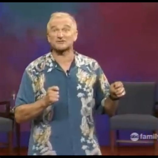 19K views · 287 reactions | When Robin Williams Was On Whose Line Is It Anyway? (2000) | Populer 90s | Facebook