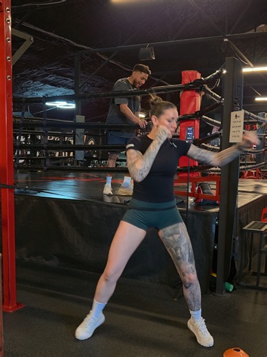 agility work 👊🏻 #tallwoman #tallgirl #model #boxing #athlete | Agility Training