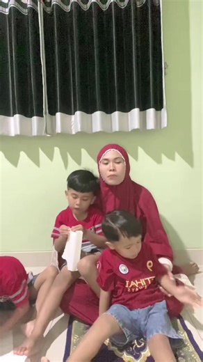Mendidik Anak Soleh dan Pintar dalam Keluarga