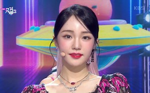 woo!ah!《Rollercoaster》打歌舞台+4K全体直拍230113