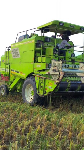 GRD combine #combine #harvestermachine #combinemachine #combineharvester #harvesterwala#tranding