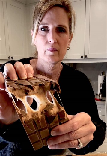 The Ultimate Stuffed Chocolate Bars Recipe Book