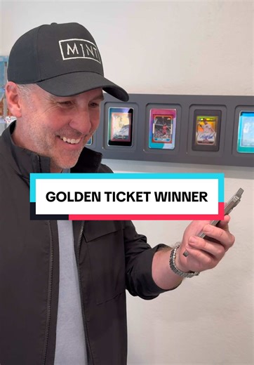 Johnny Bench Card Reveal for Golden Ticket Winner