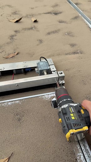Portable Mini Demo Unit for Live Solar Farm Demonstrations