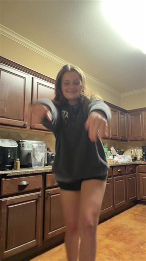 addison (@totesmcgoatsrainbowswimr)’s videos with original sound - Emotes