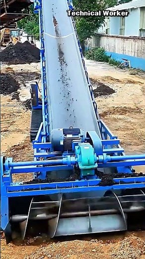 컨베이어 벨트를 활용한 토사 이동 공정 #worker #process #conveyor #construction #industry