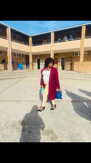 343 reactions · 19 comments | Ivideo yakho uthuka umntu ohleka iPirates | Nangamso Ndikinda | Facebook