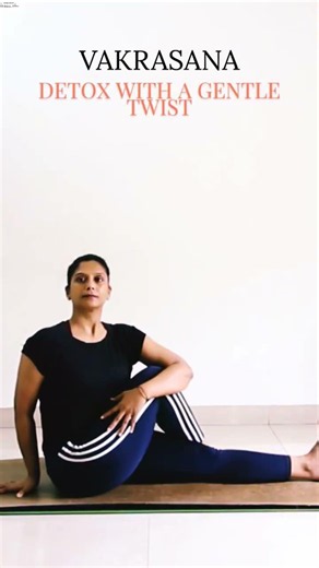 9 Best Seated Yoga Poses for Beginners #Shorts
