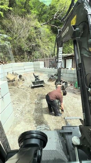 このユンボナンバー付いてます😋 #wakita #鎌倉市 #shorts #excavator #volvo #automobile