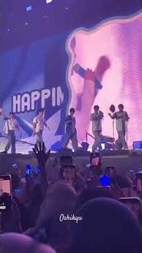 Happiness- 행복 by ‪@SUPERJUNIOR‬ #supershow10 #ss10 #concert #kpop #sj #kyuhyun #superjunior #elf 💙