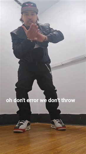 Left right dance challenge🔥🕺🏽 #dc #dancetrends #dancechallenge #dancerlife #worldofdance #romance