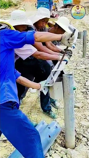 Step-by-Step Guide to Manual Installation of Highway Guardrails