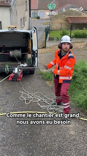Devenir monteur réseaux électriques : études, missions, salaire…
