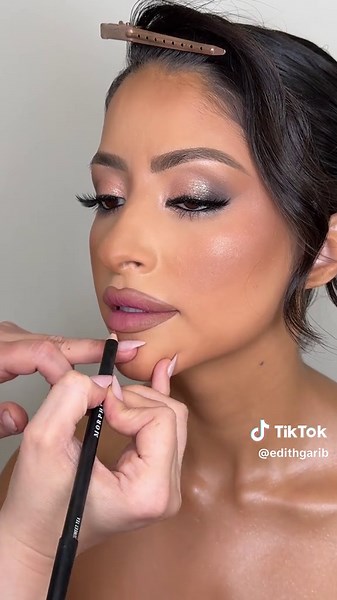 Essential Lip Tutorial for Perfect Bridal Makeup