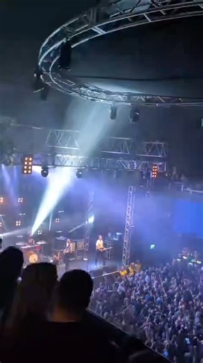 Leeds' very own The Pigeon Detectives put on a thrilling show tonight 🎸⚡️ How about that?! 🤩 #ThePigeonDetectives #O2AcademyLeeds #Leeds | O2 Academy Leeds