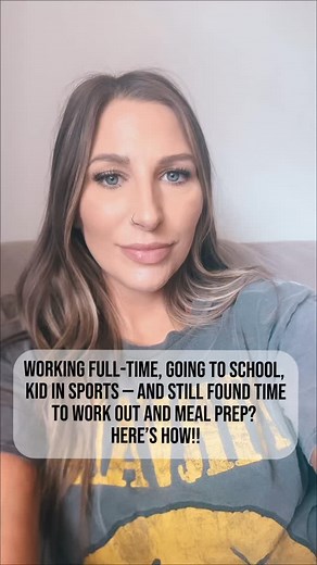 Most moms don’t lack time — they lack structure. 💥 My client works full-time, goes to school, and has a little one in sports… so yeah, her plate is loaded. She felt overwhelmed, unorganized, and like she never had time for herself. So we mapped out her entire week in Google Calendar — every task, every block of time. Work, school, meals, workouts, even downtime. And the moment she zoomed out and saw her schedule laid out? Game. Changer. 👏 She realized she actually did have time — she was just 