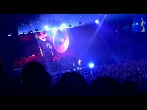 Gorillaz ft. De La Soul - Feel Good, Inc. (Live in Japan)