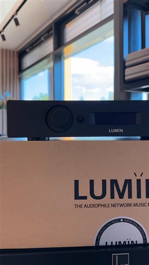 Lumin je synonymom pre kvalitné high-end streamery. Kombinujú precízne spracovanie, špičkový DAC, vysokú stabilitu a čisté napájanie. Výsledkom je zvuk s výbornou priestorovosťou, detailmi a dynamikou. Ak by sme mali Lumin opísať jedným slovom, bola by to SPOĽAHLIVOSŤ. | DreamAudio