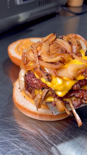 ‼️ Is the TRIPLE CHEESE N ONION the dark horse on the Milky Lane menu - just watch this being stacked on the grill ‼️ This meaty cheesy bad boy packed with grilled onion and ML sauce is of our faves here at HQ and we def don’t post it enough 🤤🤤🤤🤤 | Milky Lane