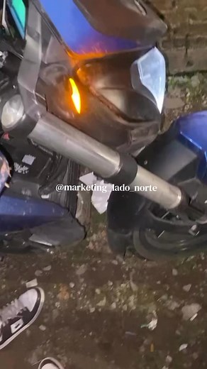 Bajaj Dominar 400 color azul nunca vista — Detalles y fotos