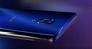 Sharp Aquos Zero 2 ufficiale, Snap 855 e display sino a 240Hz (ma c'è il trucco)