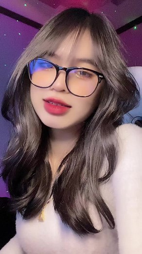 Stylish Hair Inspiration in Dim Lighting