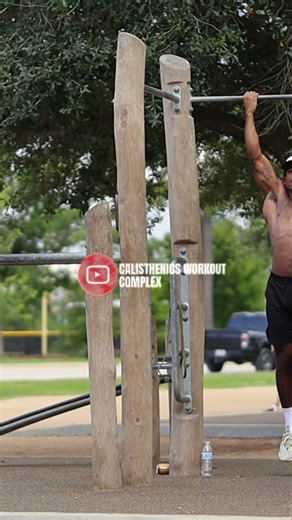 Unlock Lats: Pro Underhand Pull-Up Technique for Ultimate Back Gains! #shorts