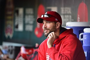 Adam Wainwright tweets adorable dancing video with his daughters