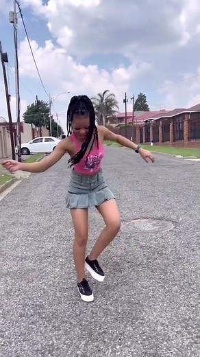 3 Easy Steps to MASTER Amapiano Dance Moves at Home