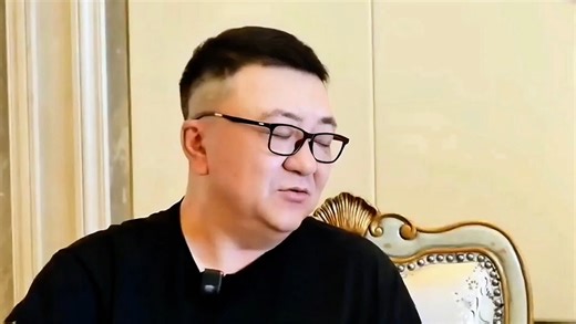 董路掏钱“约战”孙继海，王晓龙敢不敢接？青训争论球场上见真章！#董路#孙继海# 王晓龙 #创作灵感 #最佳球会