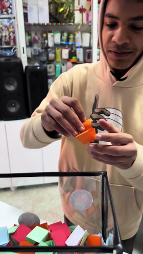 Golden tech store sur TikTok