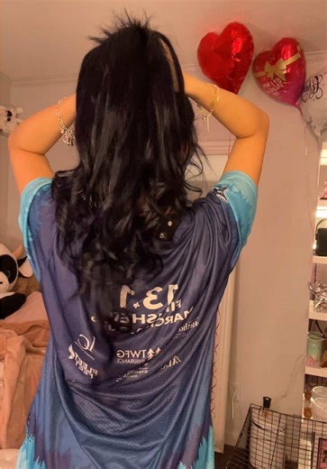 How to Cut Hair in Layers for a Butterfly Cut