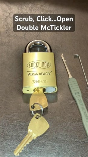 Double McTickler Treatment on Lockwood 334B45 w/ Spools. #lockpicking #locksport #covertinstruments