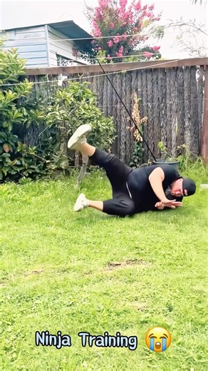 fake parkour 🤣🤣 #ninja #training #fitness #funny #parkour