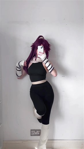 not really new but i haven’t done this cosplay for like 2 years #yoruichishihoin #yoruichi #yoruichicosplay #bleach #bleachanime