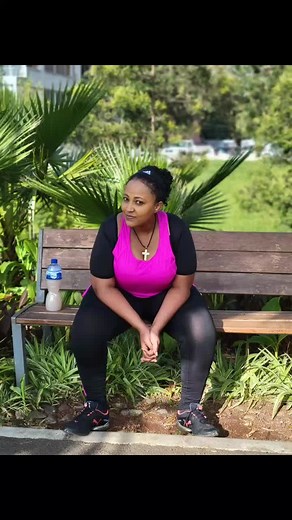 Outdoor Fashion Showcase: Stylish Outfit Inspirations