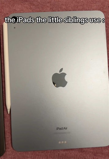 That iPad is falling apart but it still works😭 #viral #fyp #iphone16 #siblings